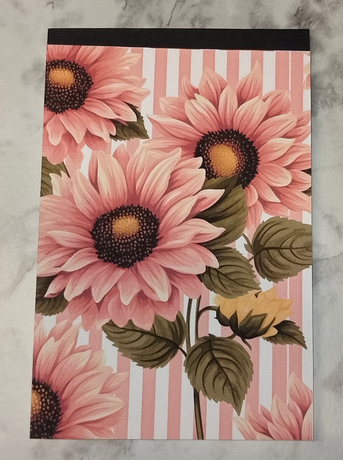 Chic 4" x 6" Notepad with Stylish Cover – Perfect for On-the-Go Notes